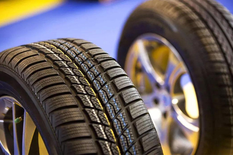 实心橡胶轮胎的选配与安装直接影响到使用寿命